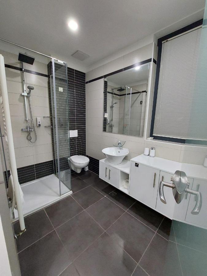Hotel National 3*